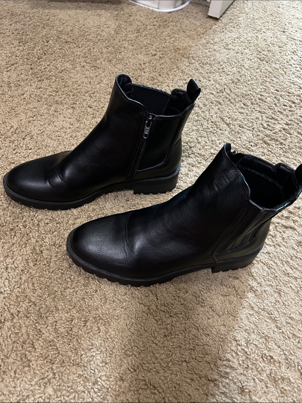 Women’s Black Leather Chelsea Ankle Boots with Side Zip